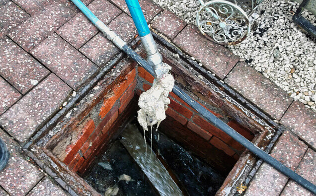 https://plumberduncraig.com.au/uploads/2025/06/blocked-drains-598620.jpg