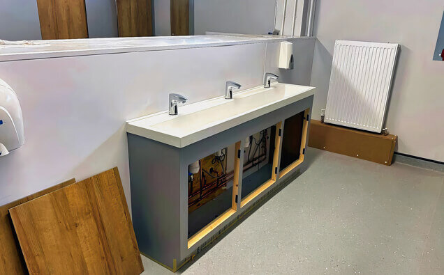 https://plumberduncraig.com.au/uploads/2025/06/commercial-plumbing-241560.jpg