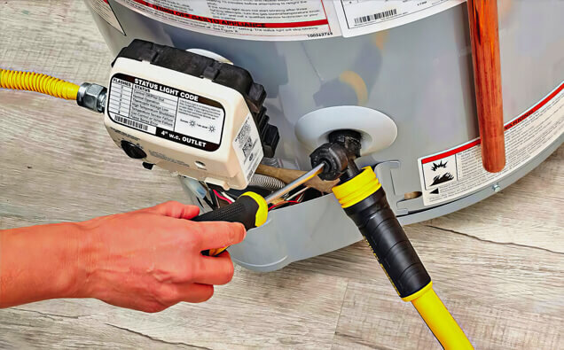 https://plumberduncraig.com.au/uploads/2025/06/hot-water-385324.jpg